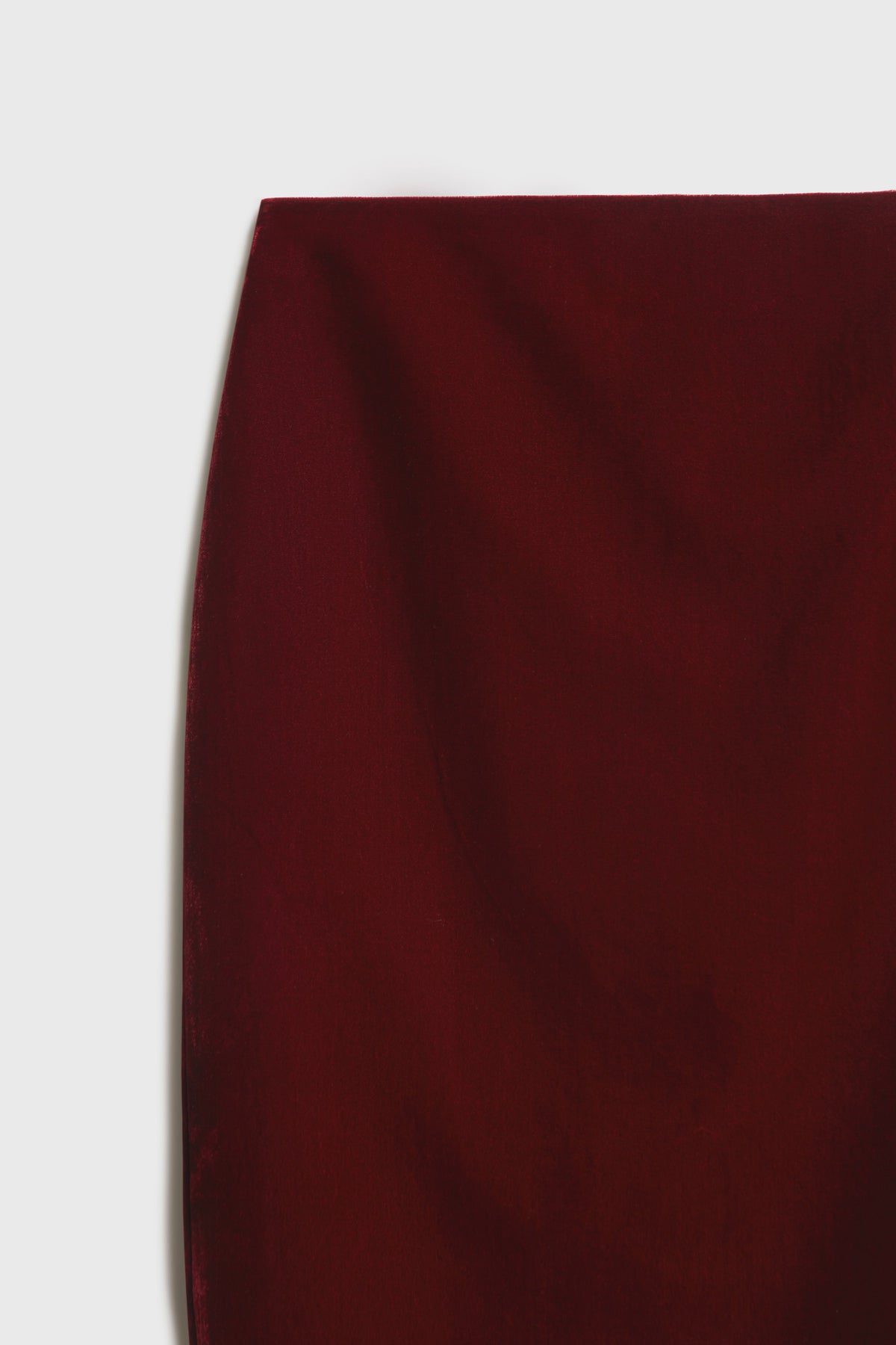 DARK RED