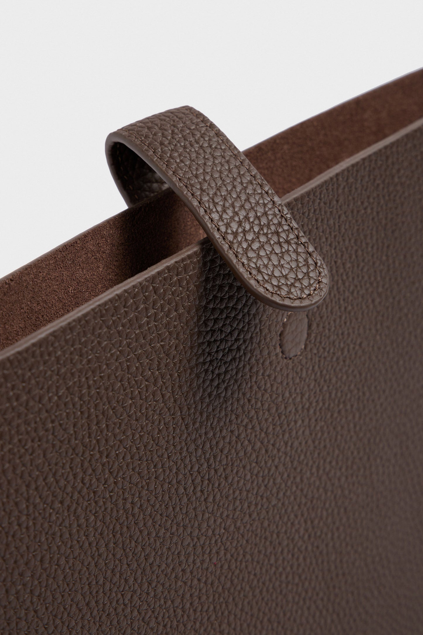 DARK BEIGE