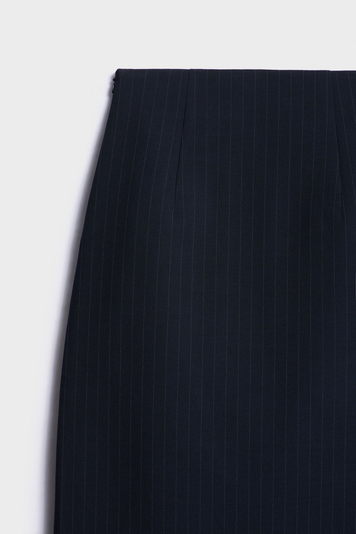 DARK BLUE/WHITE