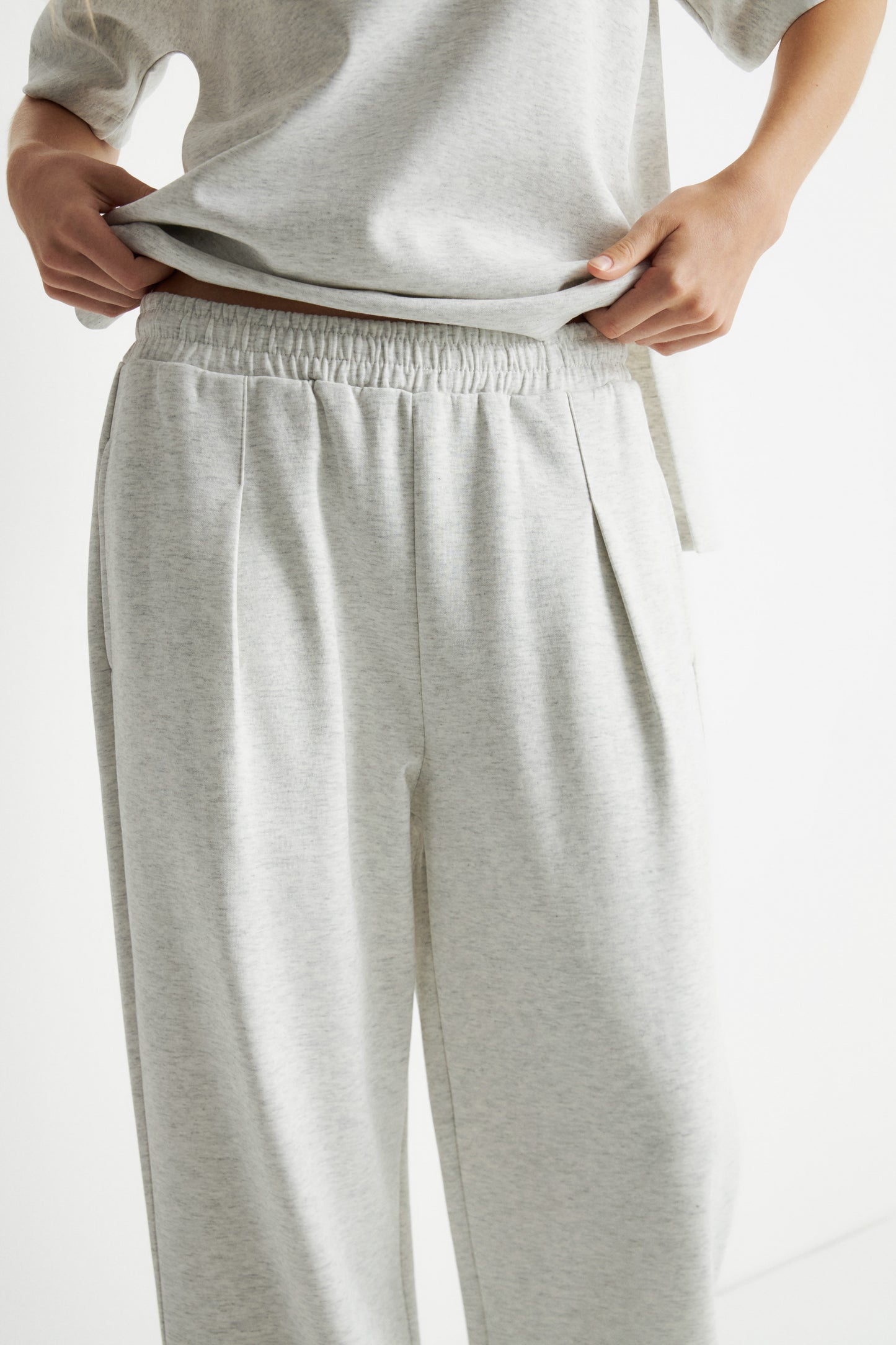 LIGHT GREY MELANGE
