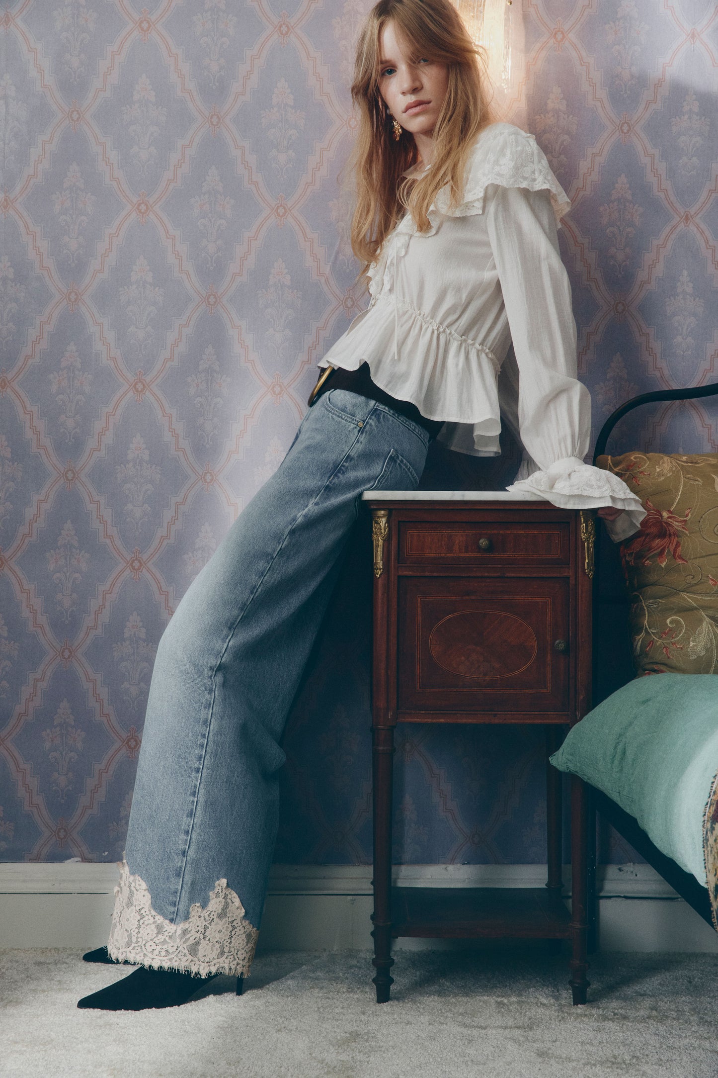 IVORY