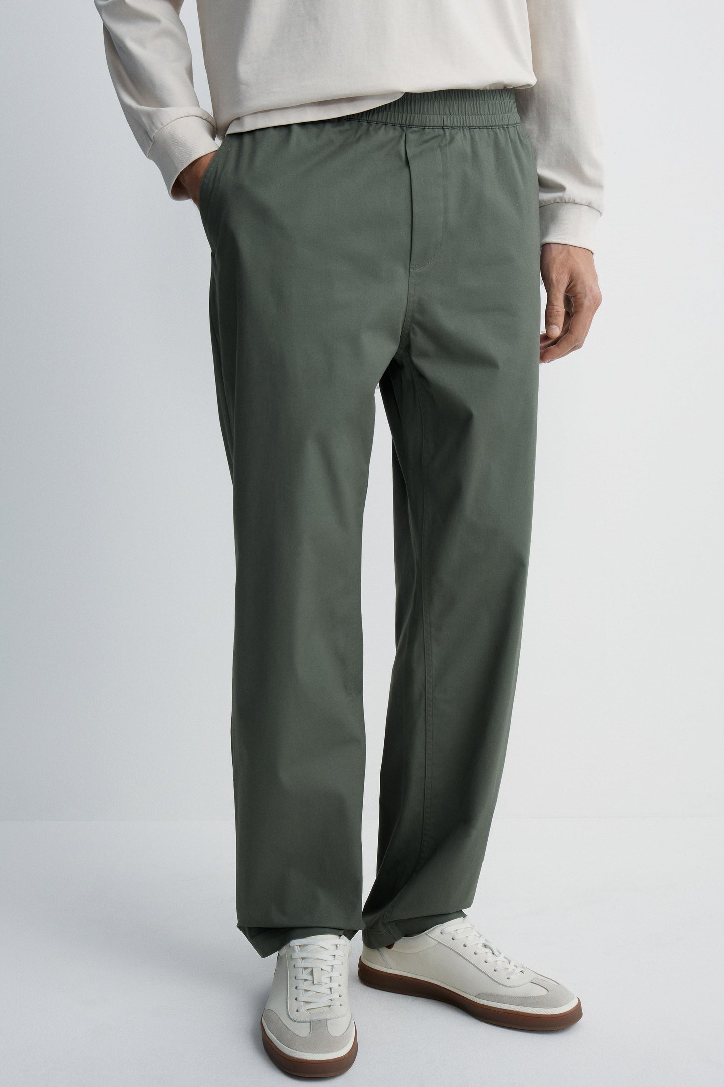 KHAKI