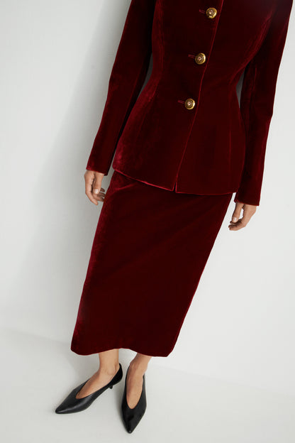 DARK RED