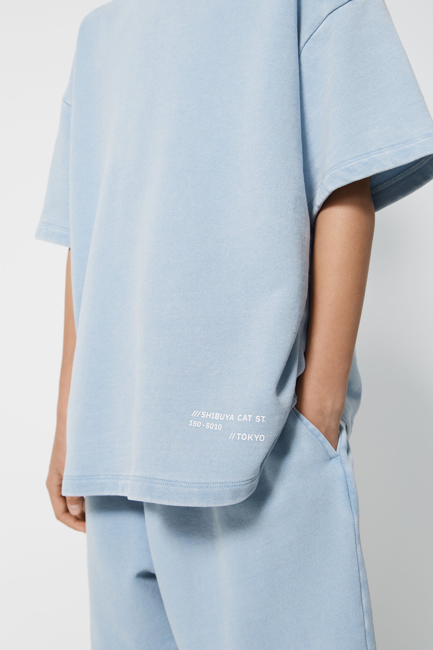 GREY BLUE