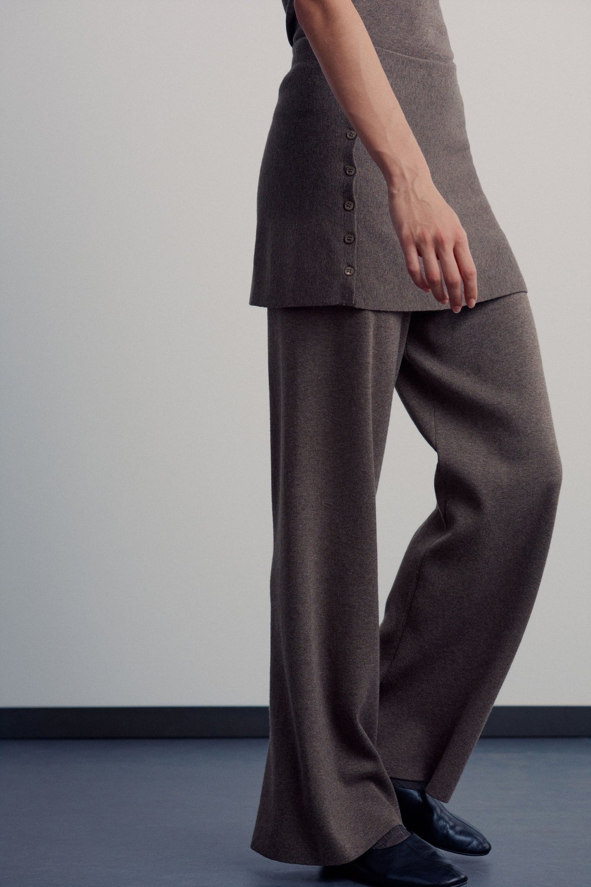 GRAY BROWN MELANGE