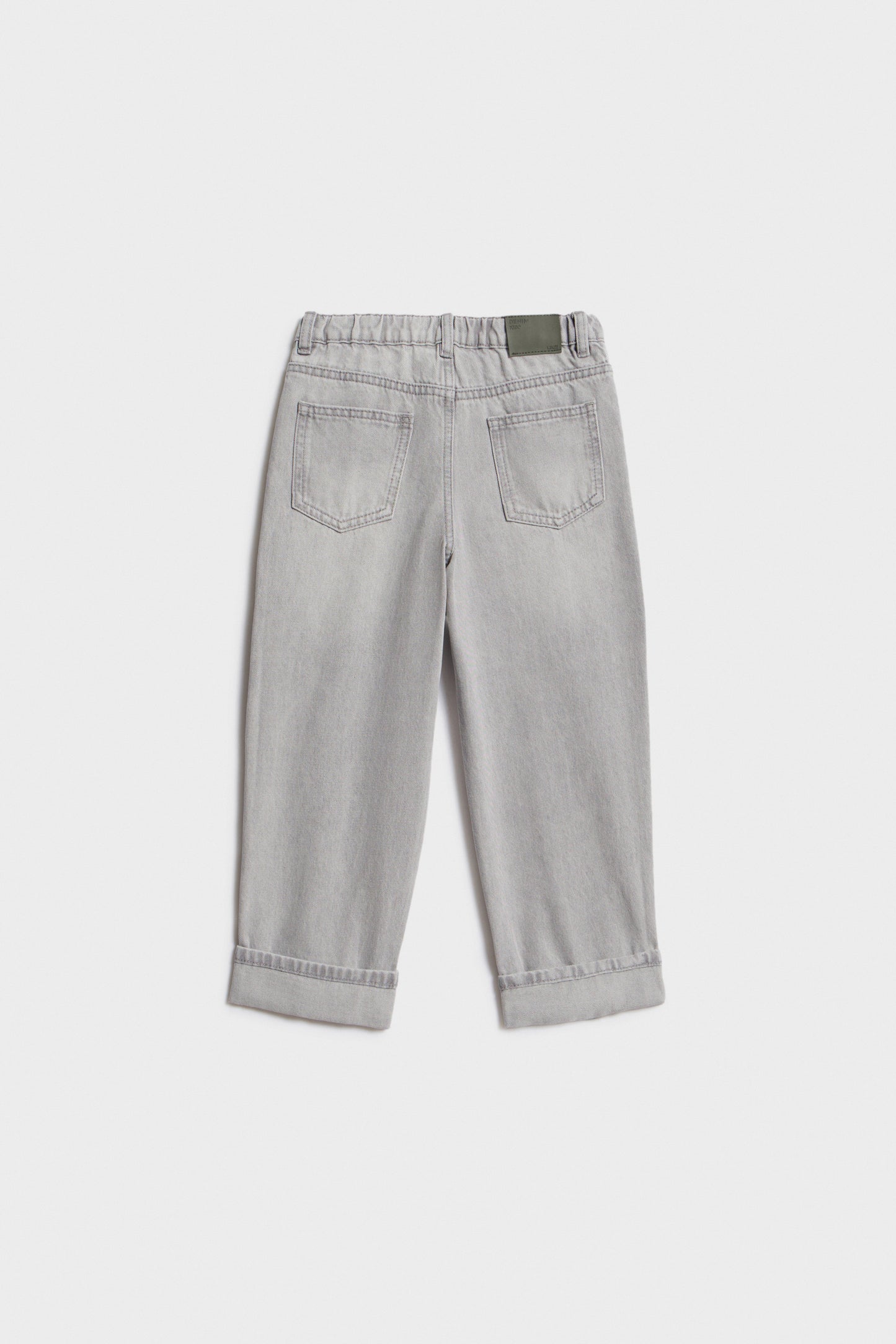 GLACIER GREY