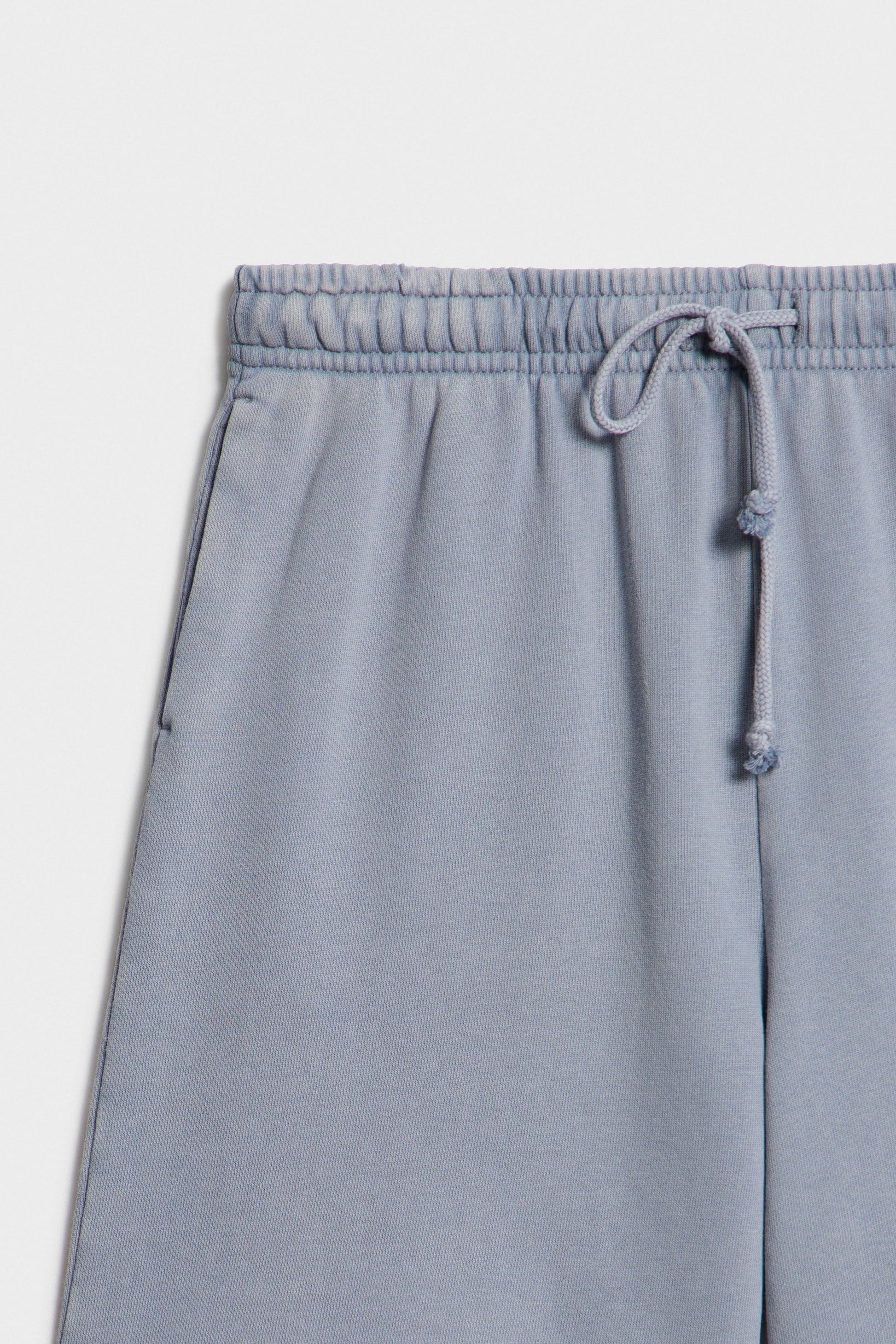 GREY BLUE