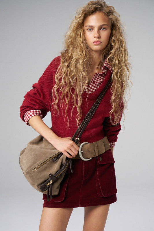 DARK RED