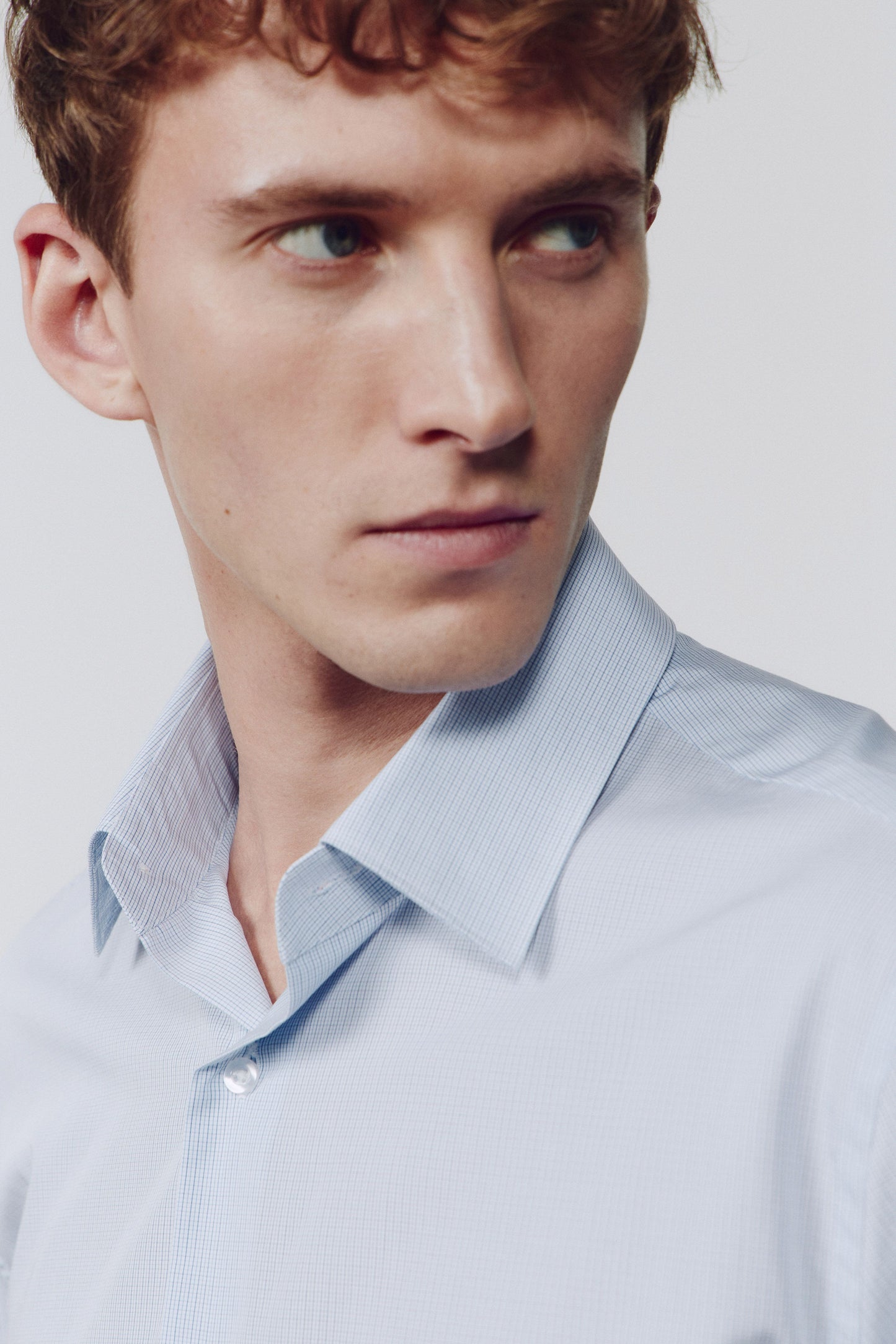 WHITE/BLUE
