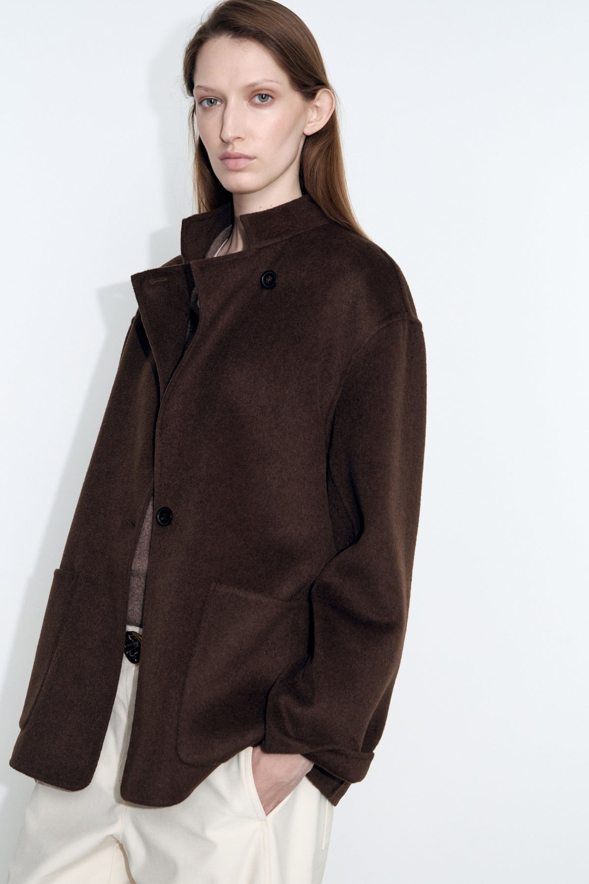 DARK BROWN