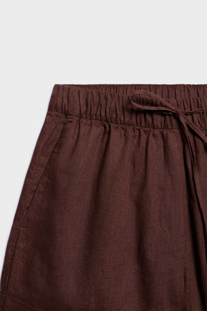 DARK BROWN