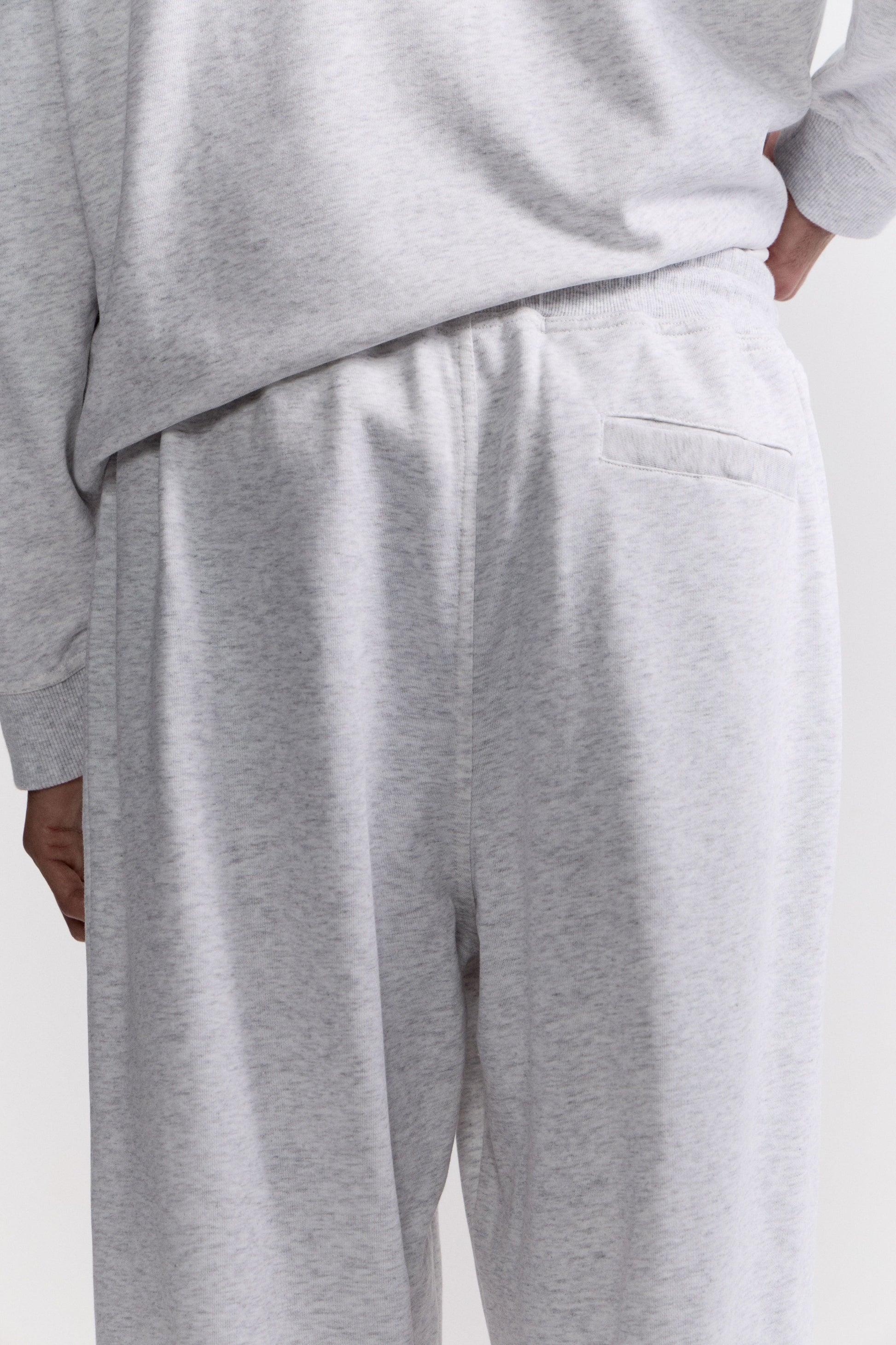 LIGHT GREY MELANGE