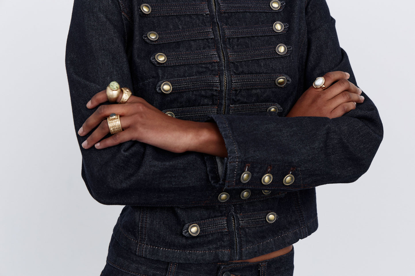 DARK BLUE