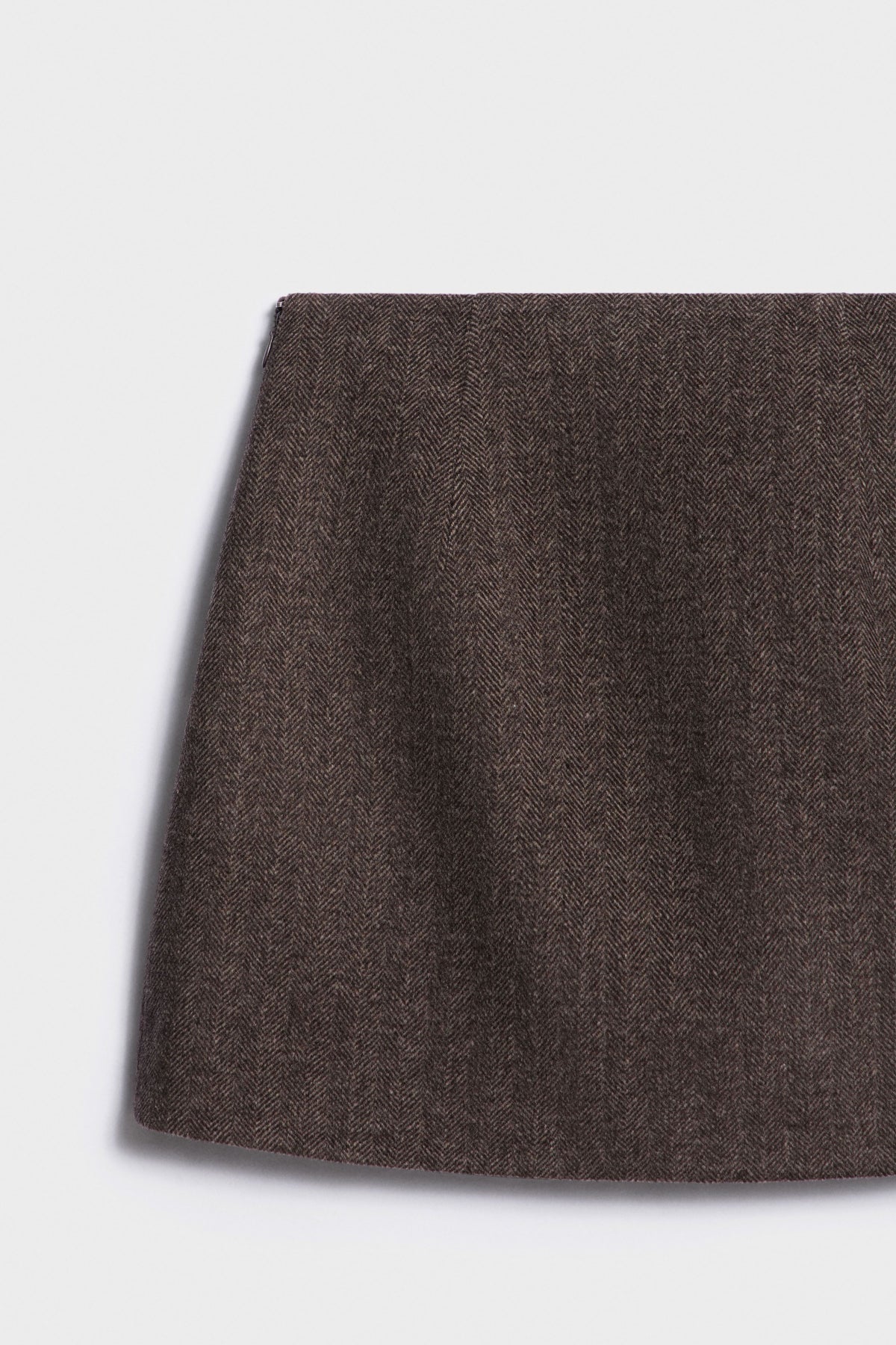 GRAY BROWN