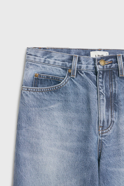 VINTAGE BLUE