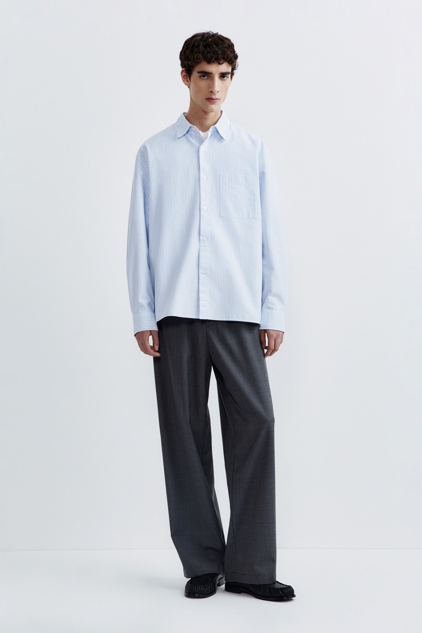 WHITE/BLUE