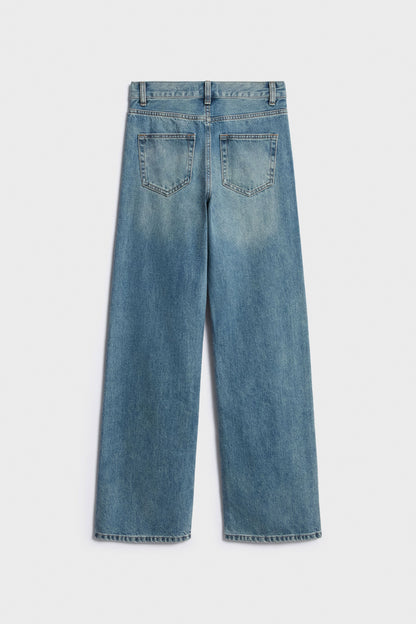 ANTIQUE BLUE