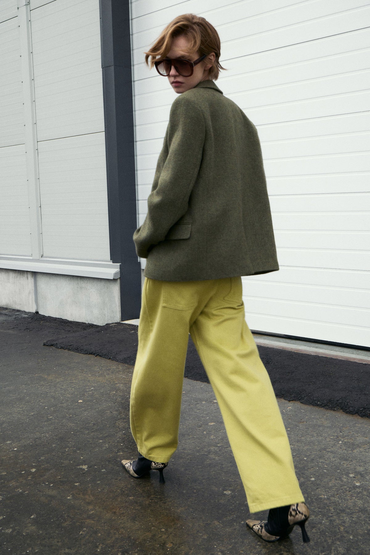 GREEN-YELLOW