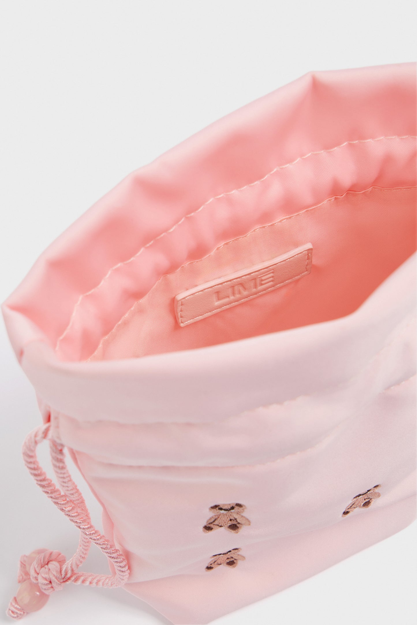 LIGHT PINK