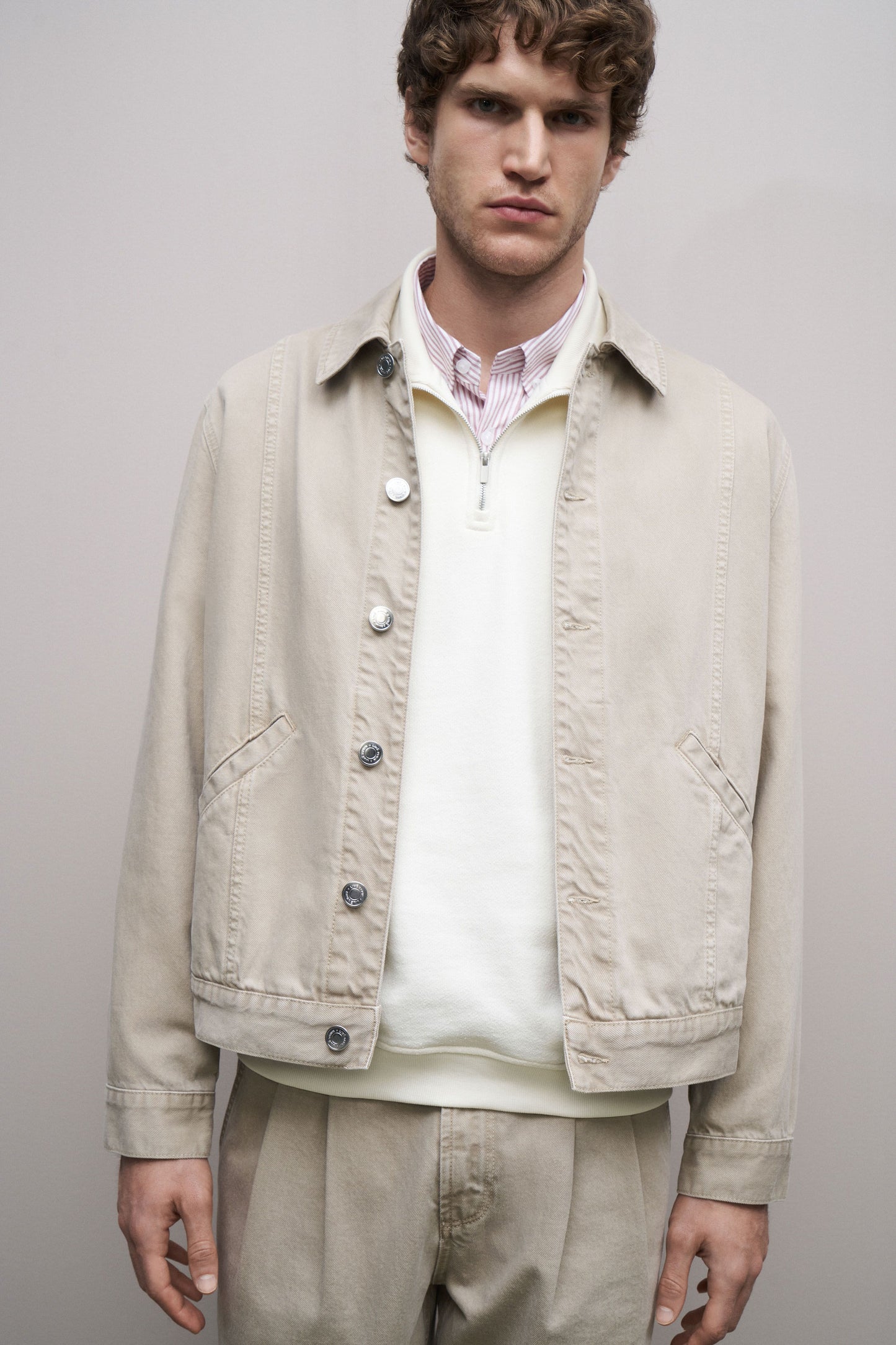 LIGHT BEIGE