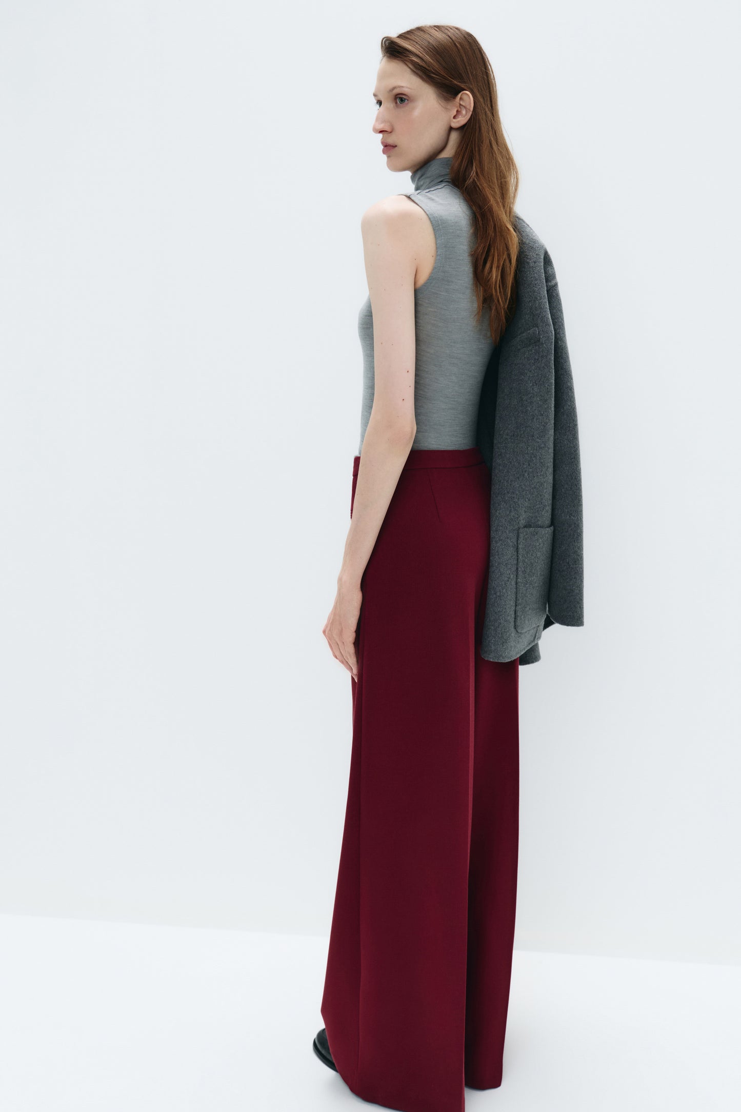 DARK RED