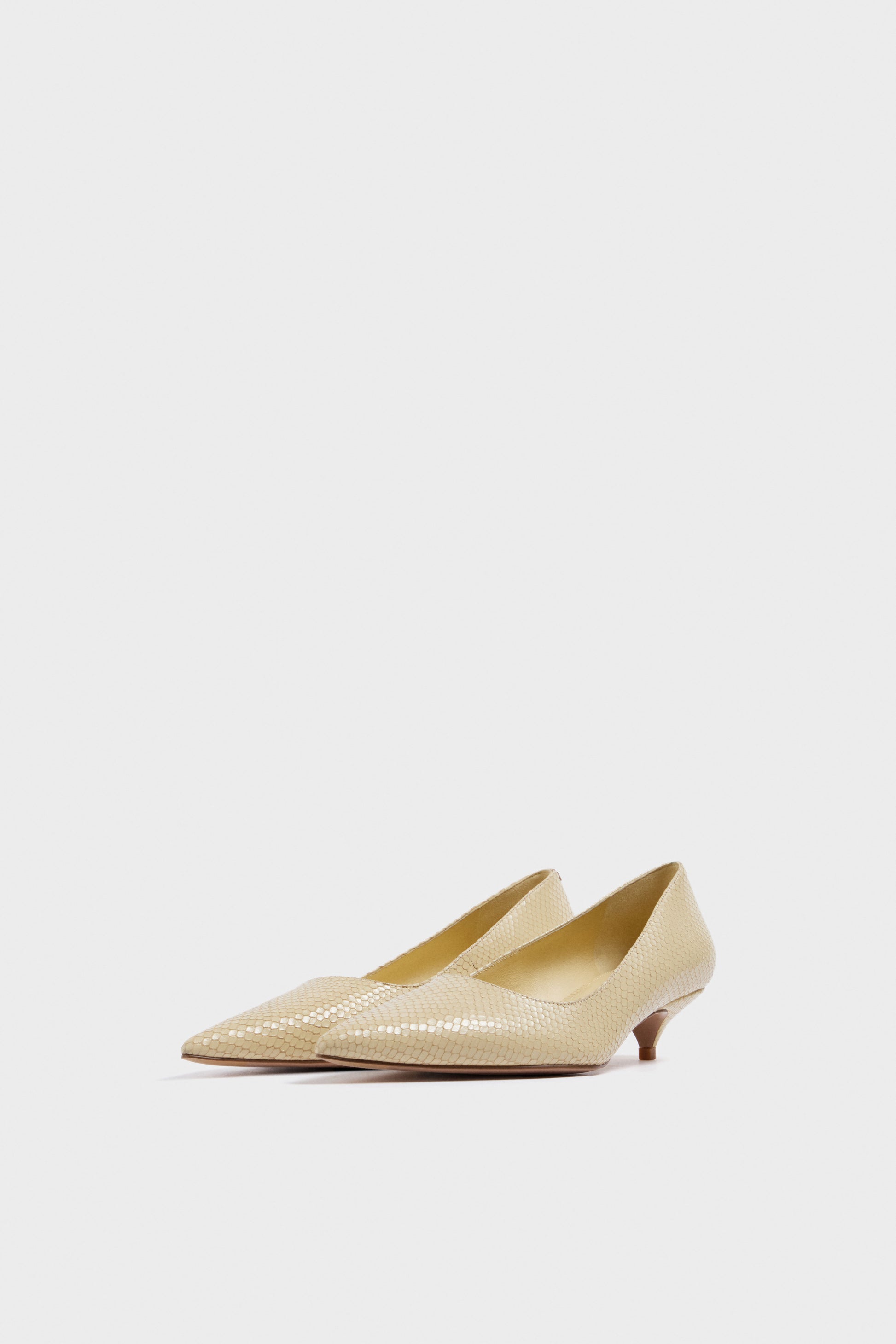 LINEN YELLOW