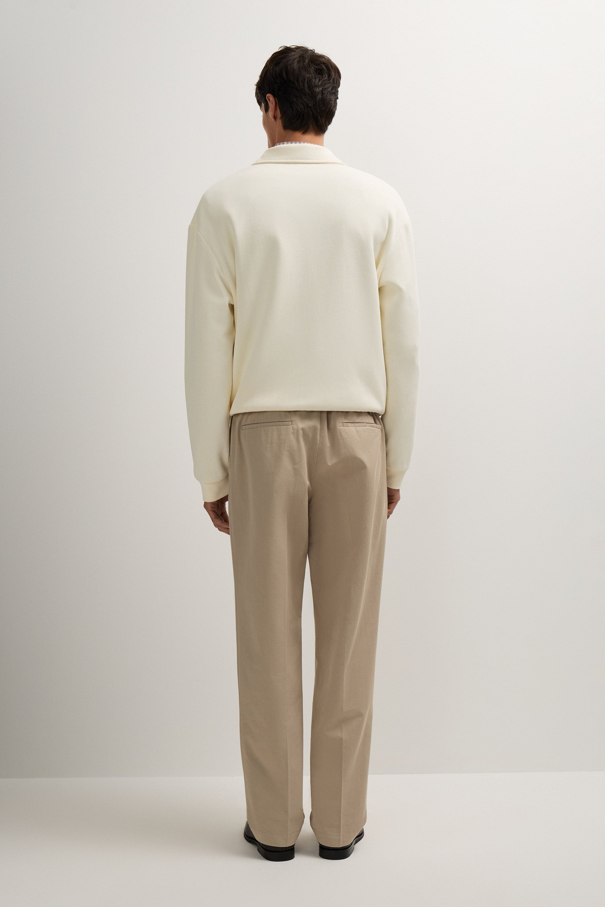 GREY BEIGE