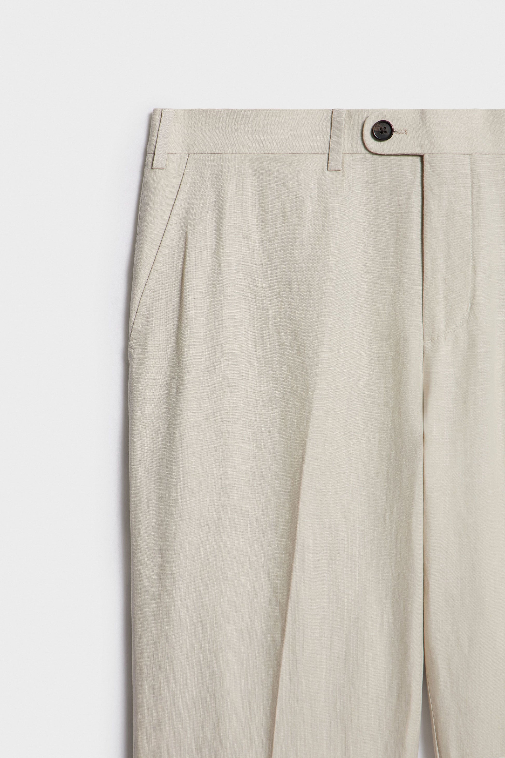 LIGHT BEIGE