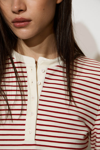 WHITE/RED