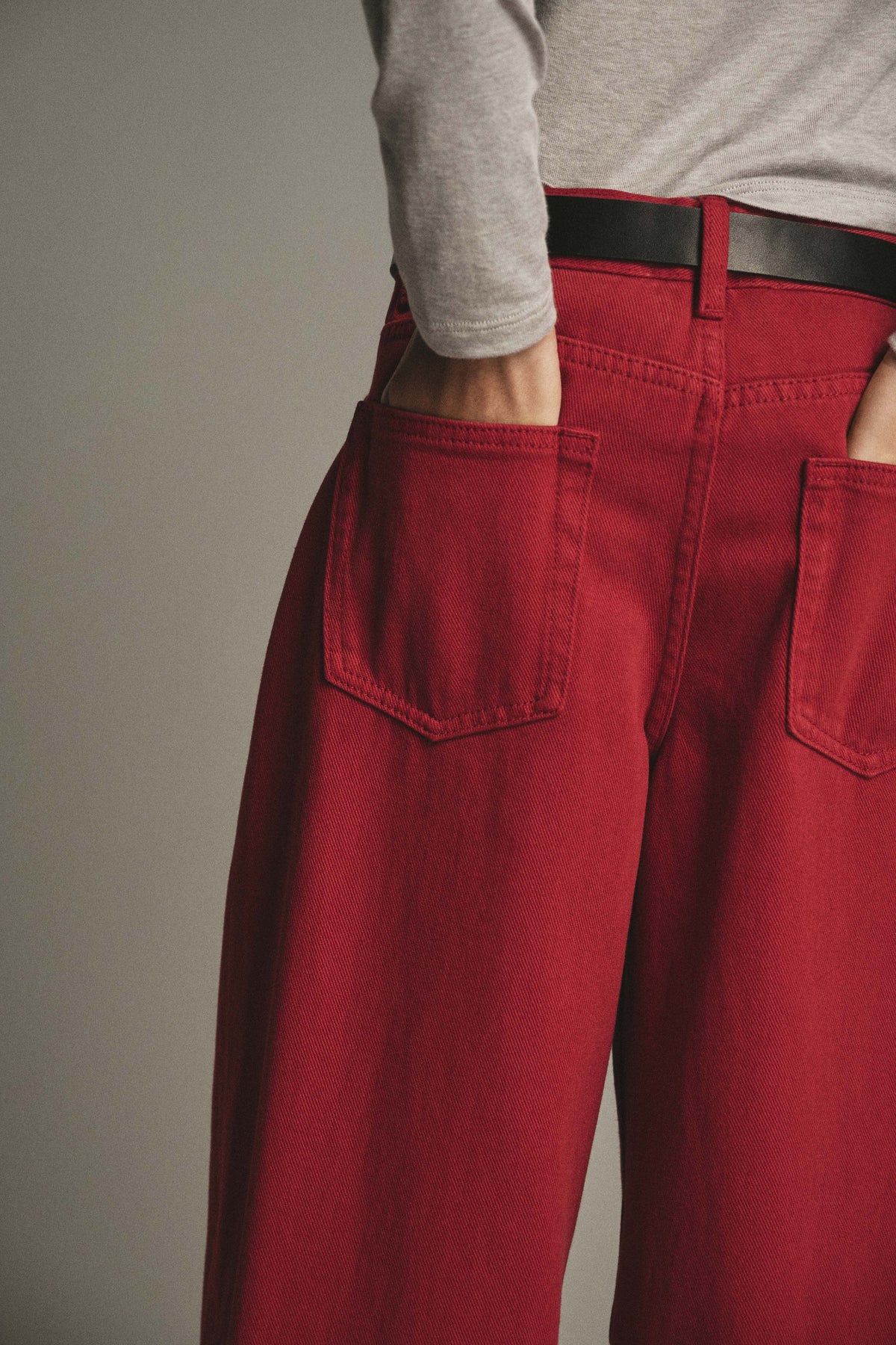 DARK RED