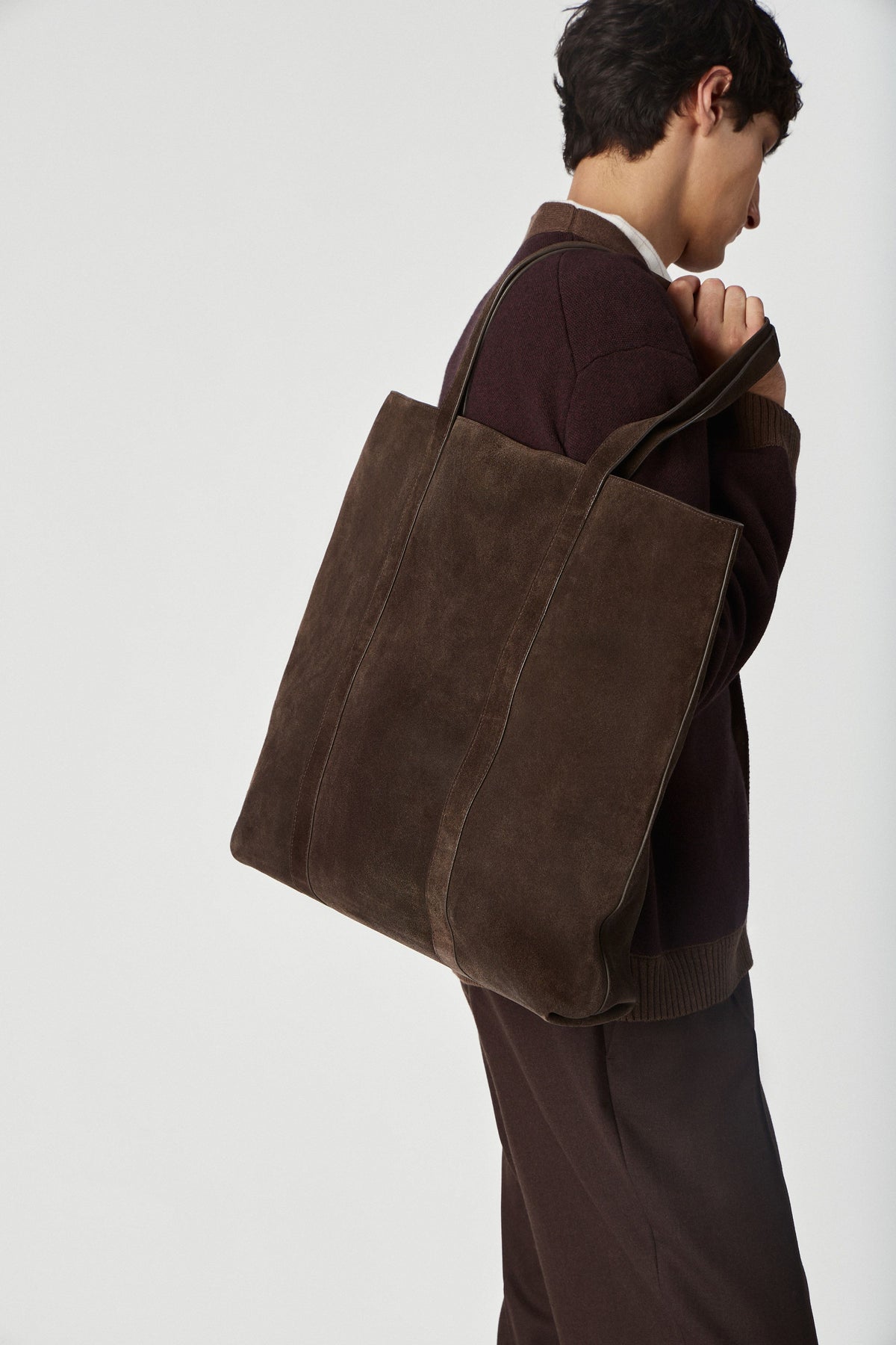 DARK BROWN