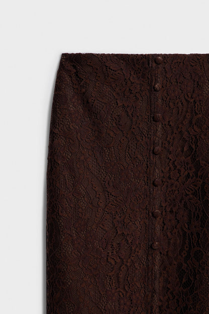 DARK BROWN