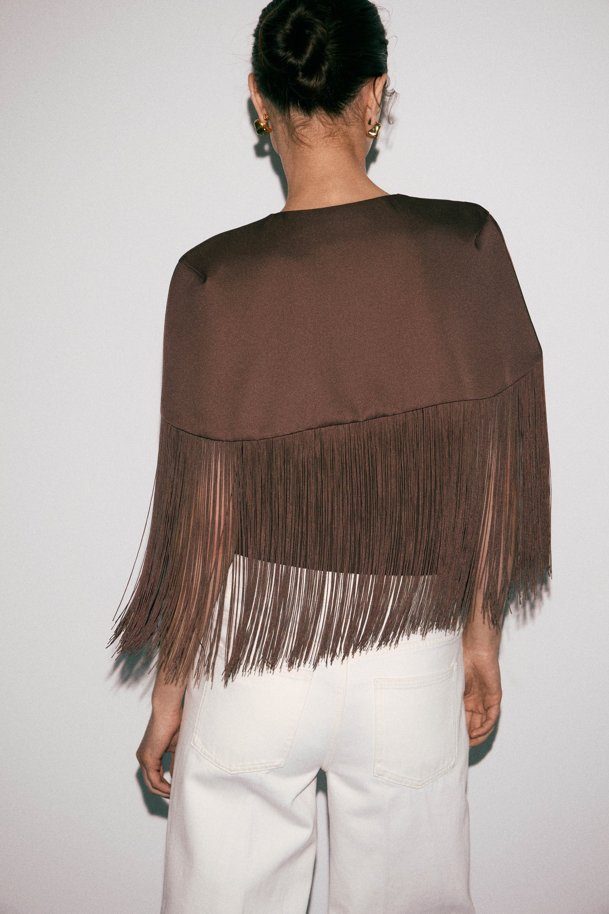 DARK BROWN