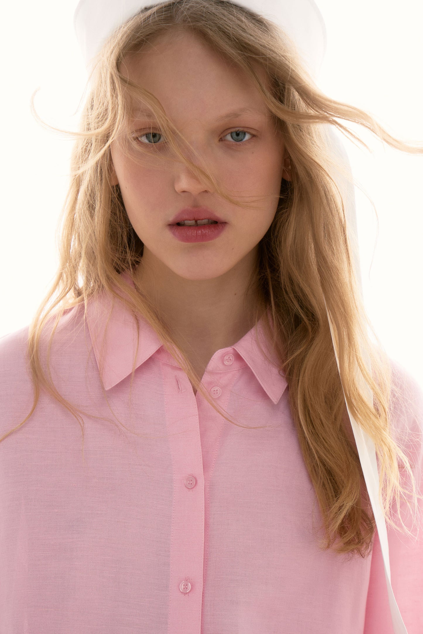 LIGHT PINK