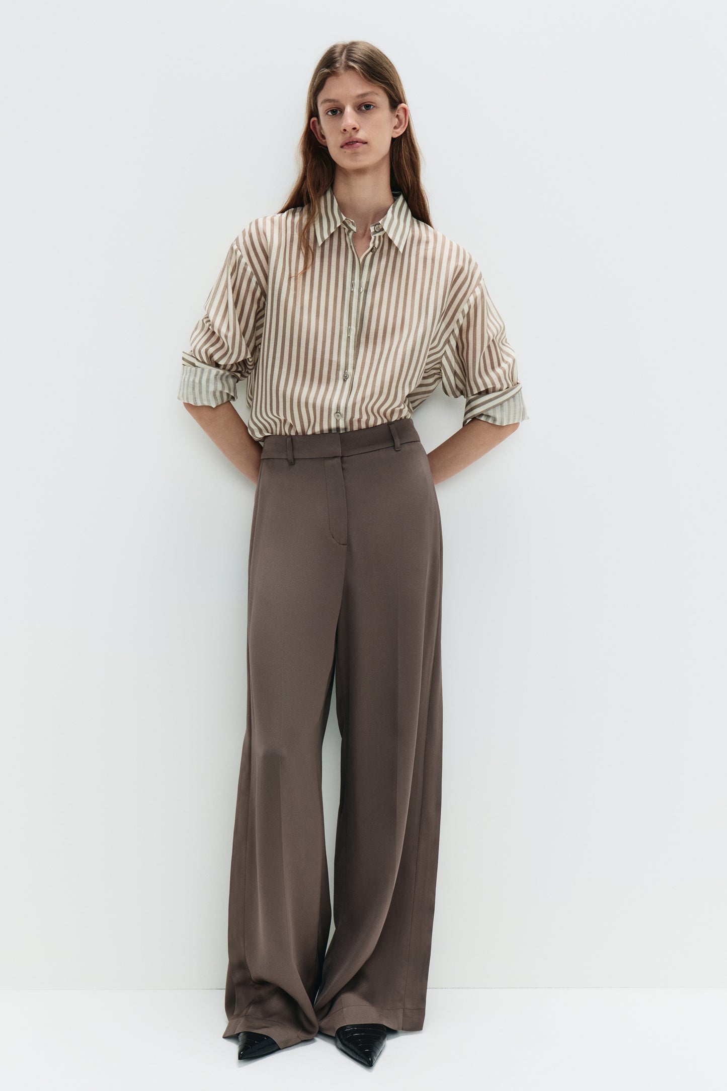 GRAY BROWN