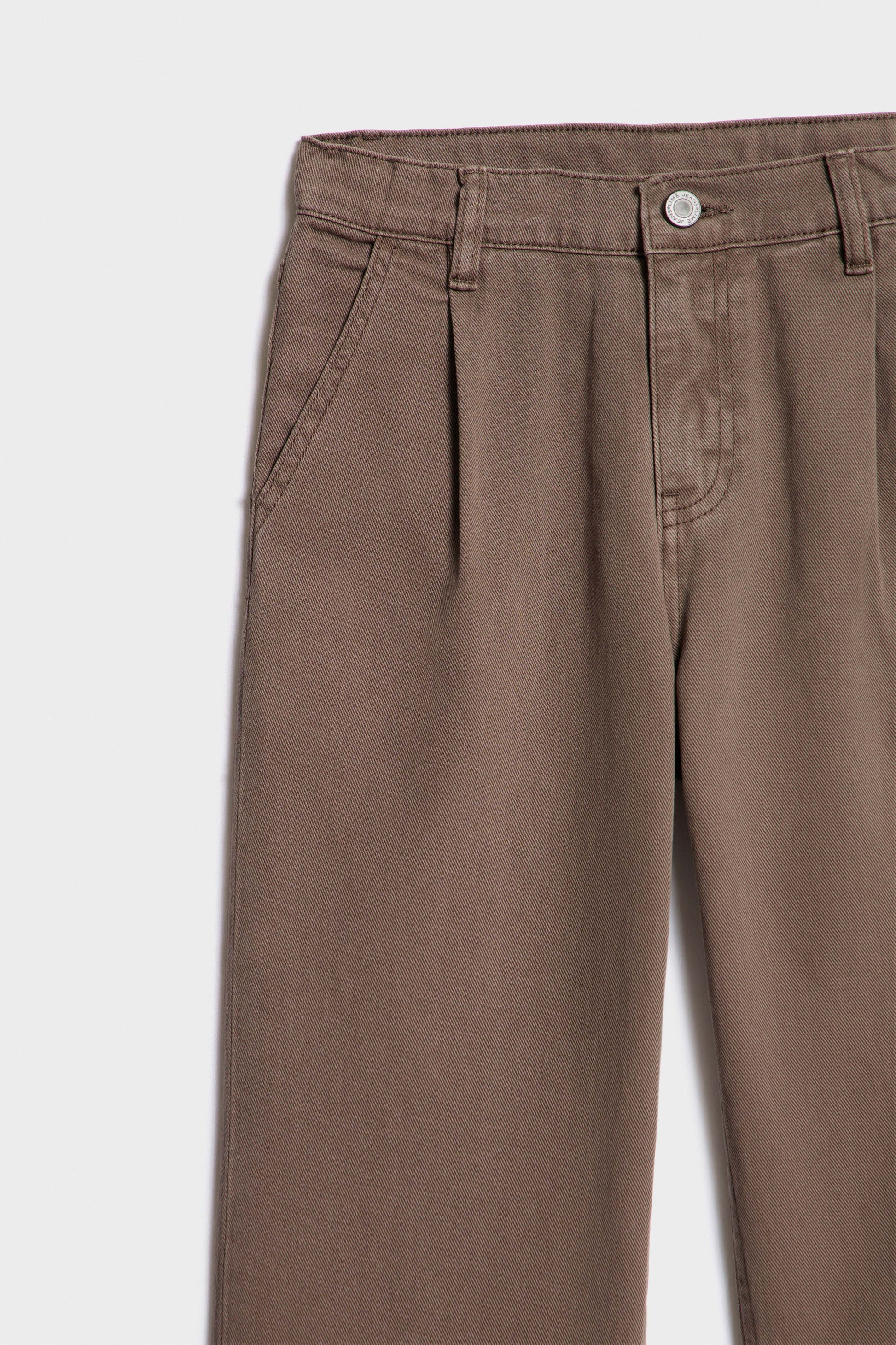GRAY BROWN