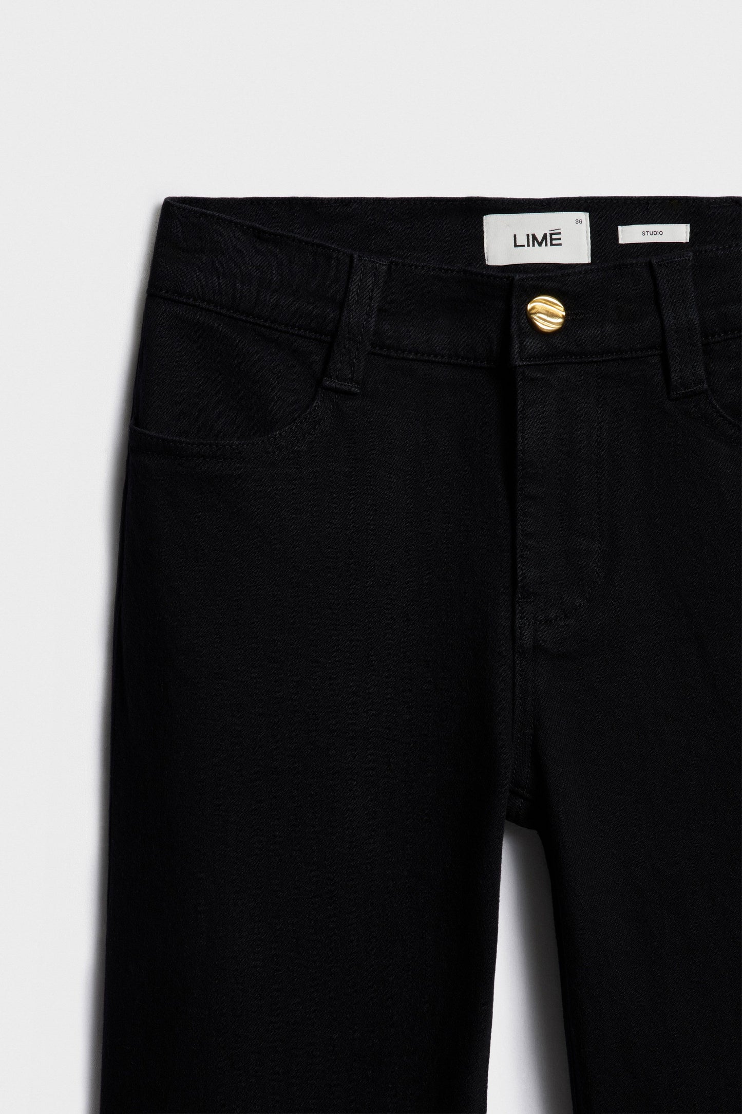 WASHED BLACK