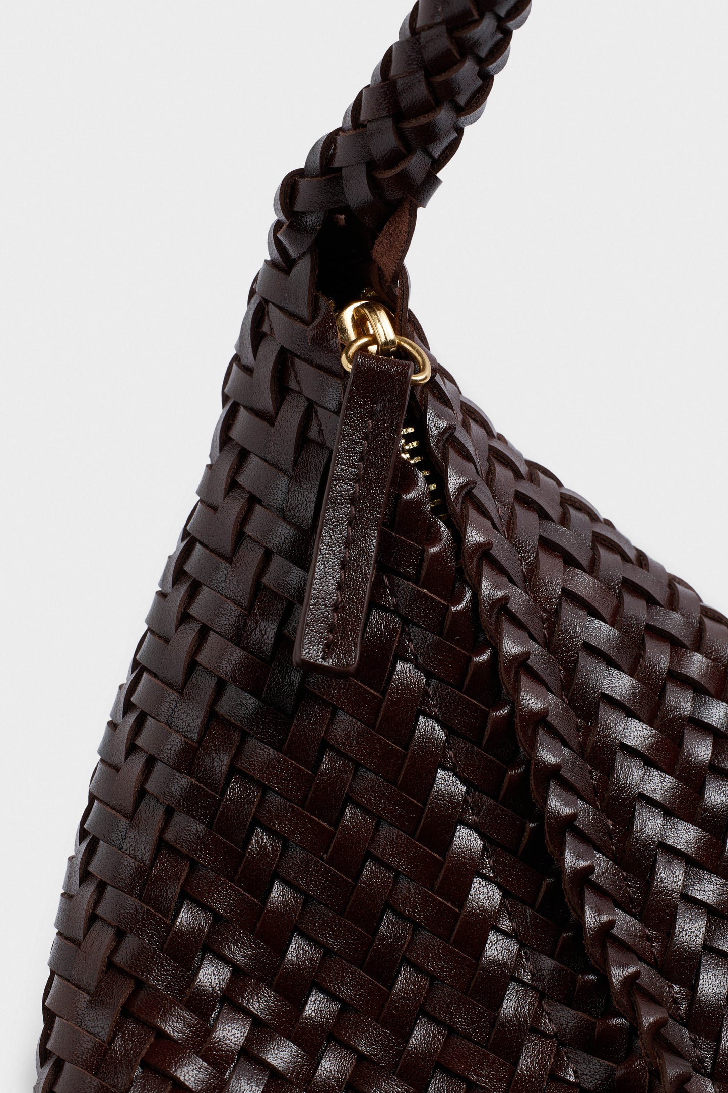 DARK BROWN