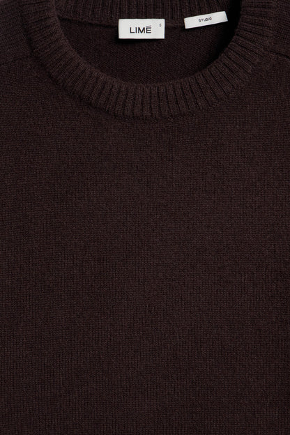 DARK BROWN