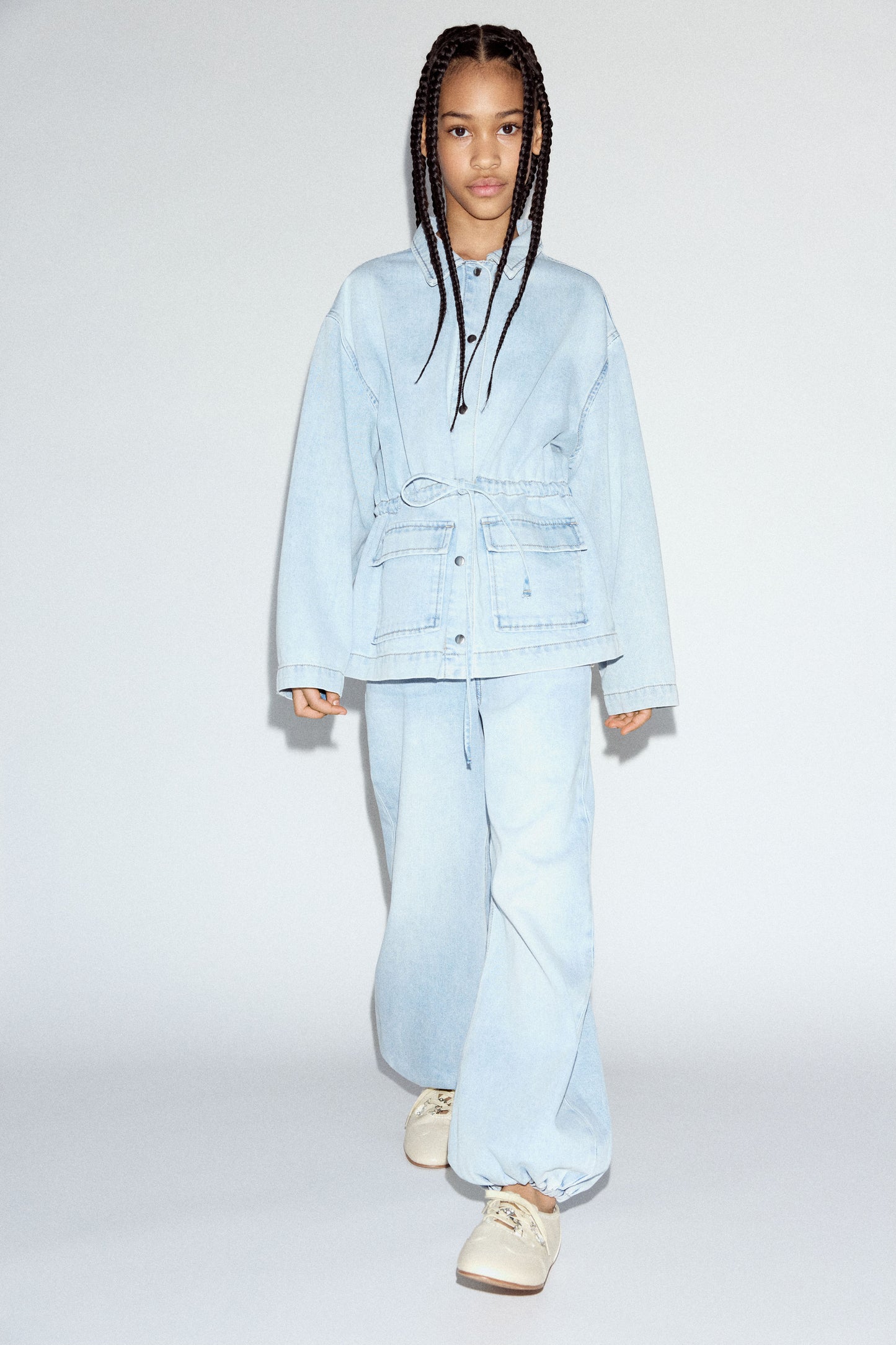 LIGHT BLUE
