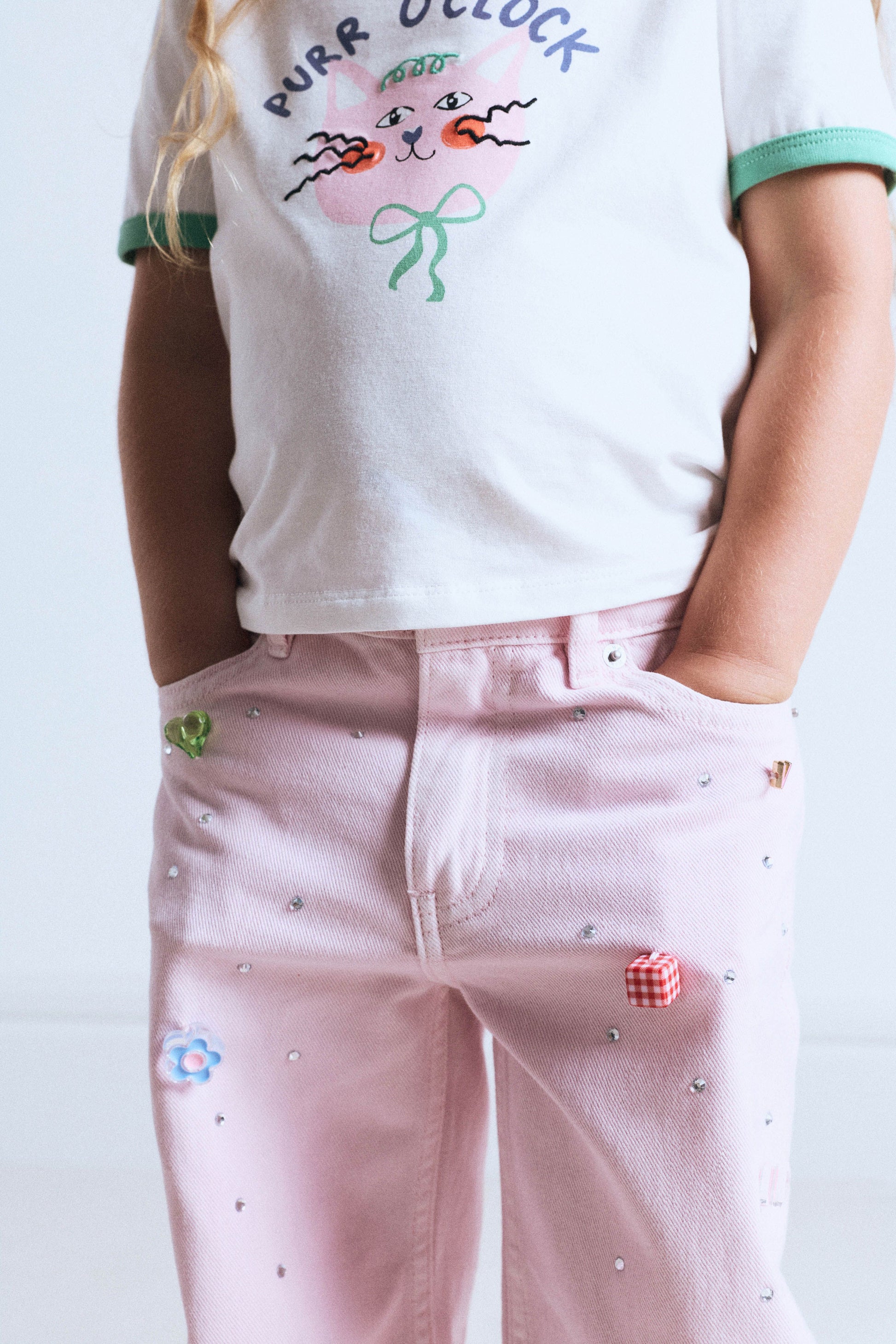 LIGHT PINK