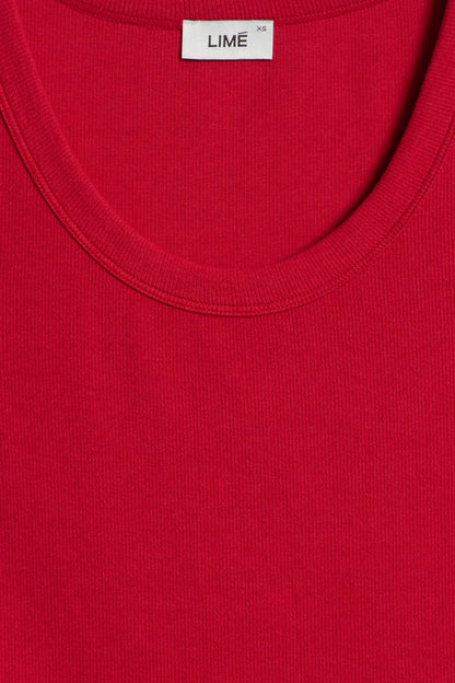 DARK RED