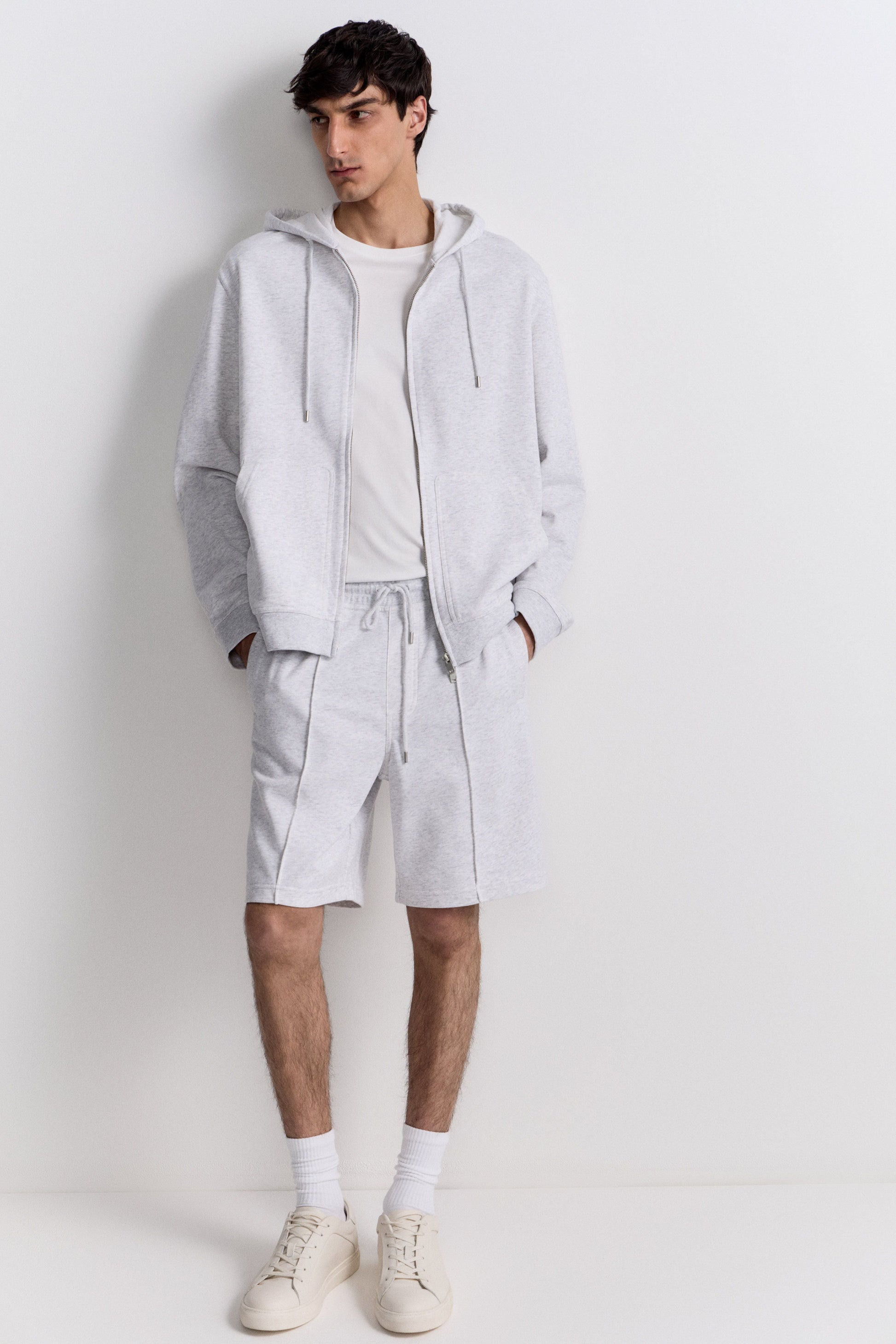 LIGHT GREY MELANGE