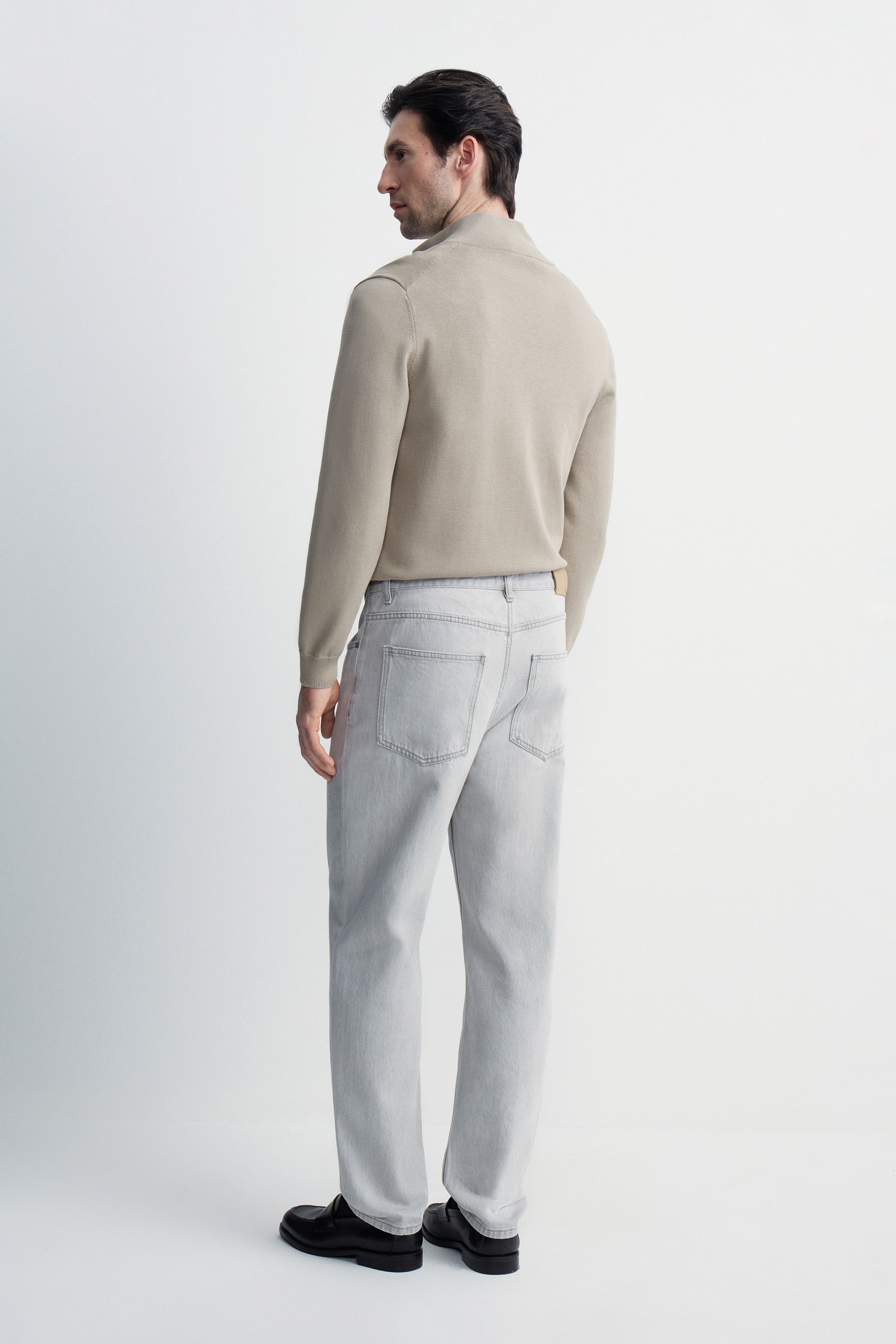 CONCRETE GREY