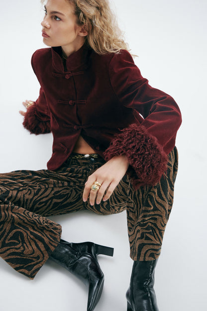 DARK RED