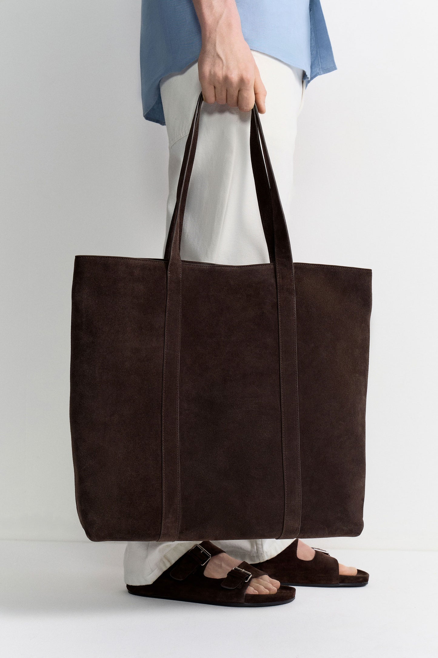 DARK BROWN