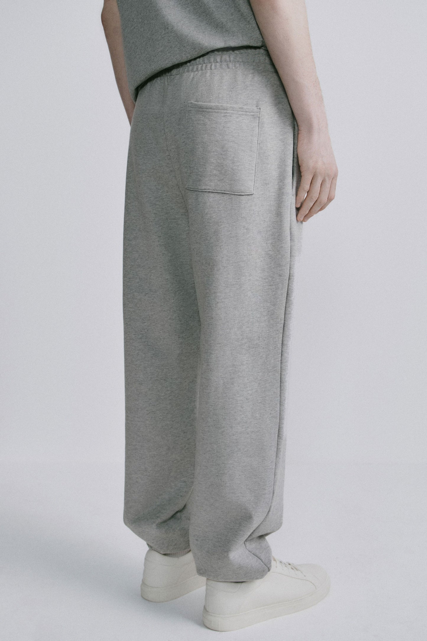 LIGHT GREY MELANGE