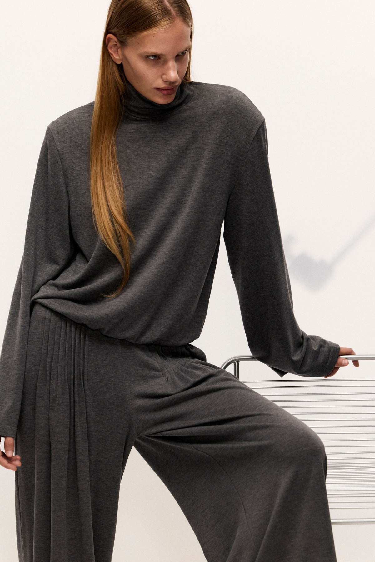 DARK GREY MELANGE