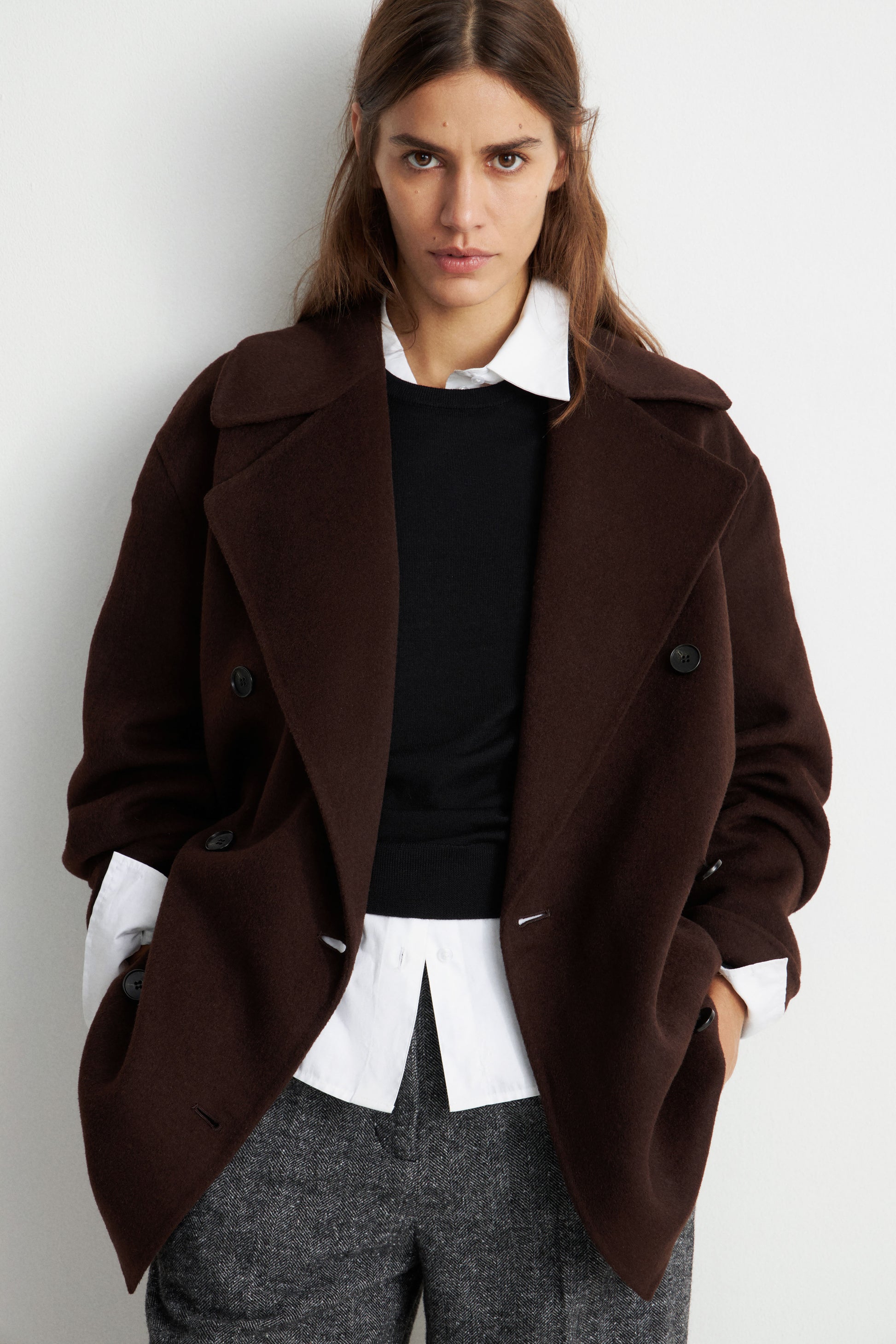 DARK BROWN