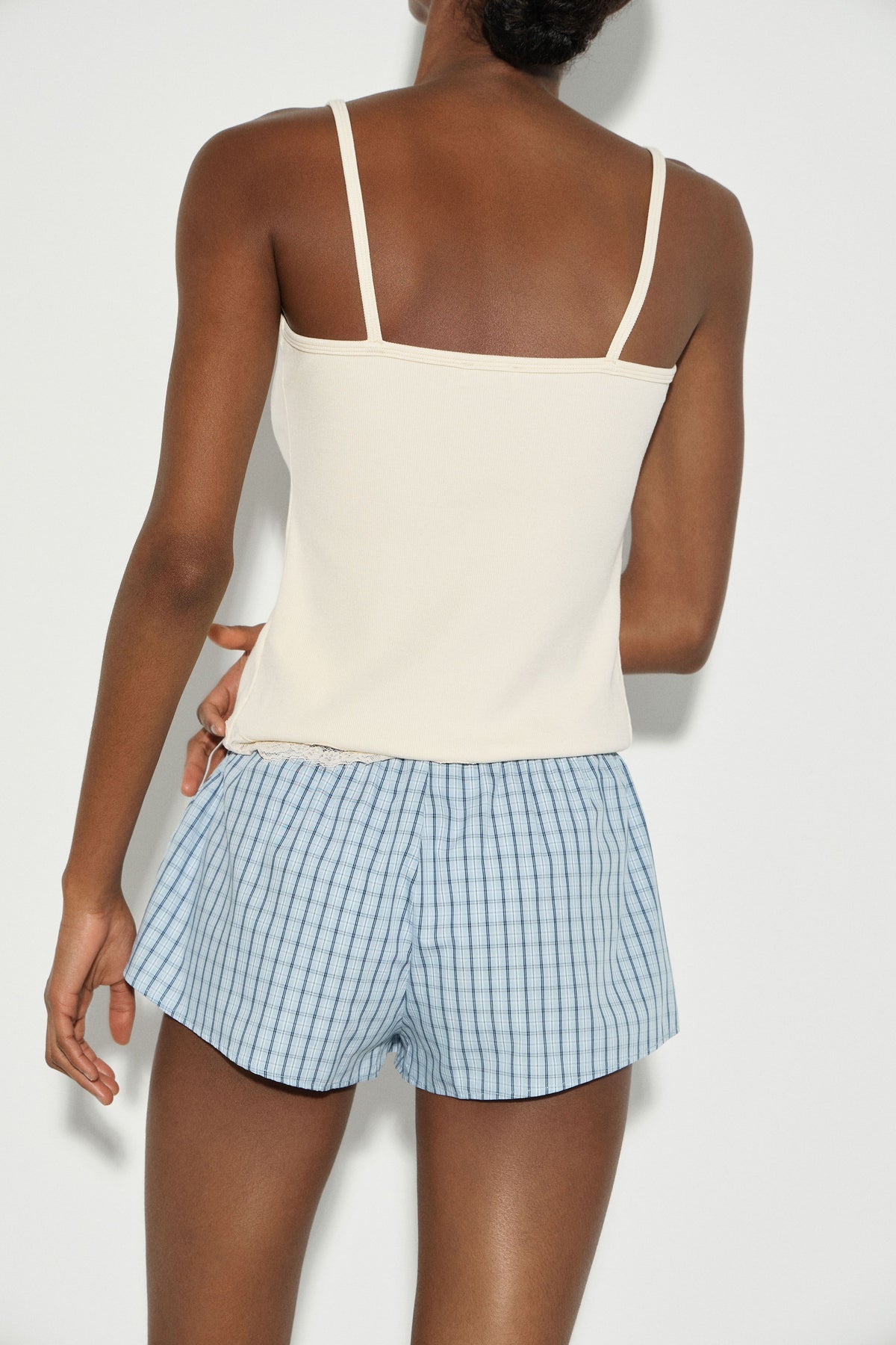 LIGHT BLUE/WHITE